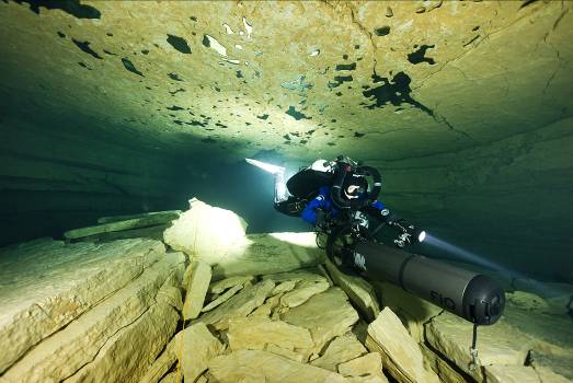 Reisebericht und Vermessung St. Saveur Lot April 2011